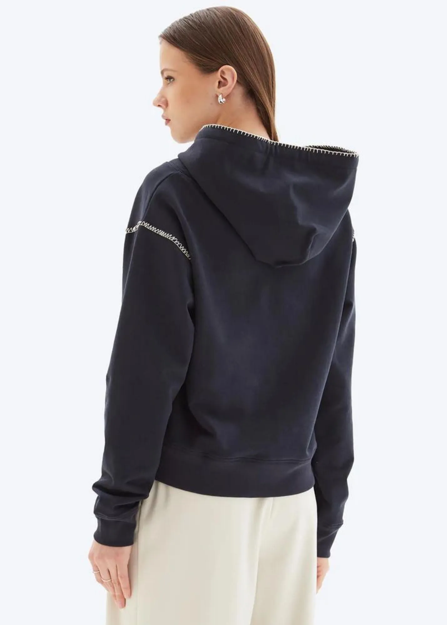 CHRLDR Whipstitchy Molly - Crop Pullover Hoodie