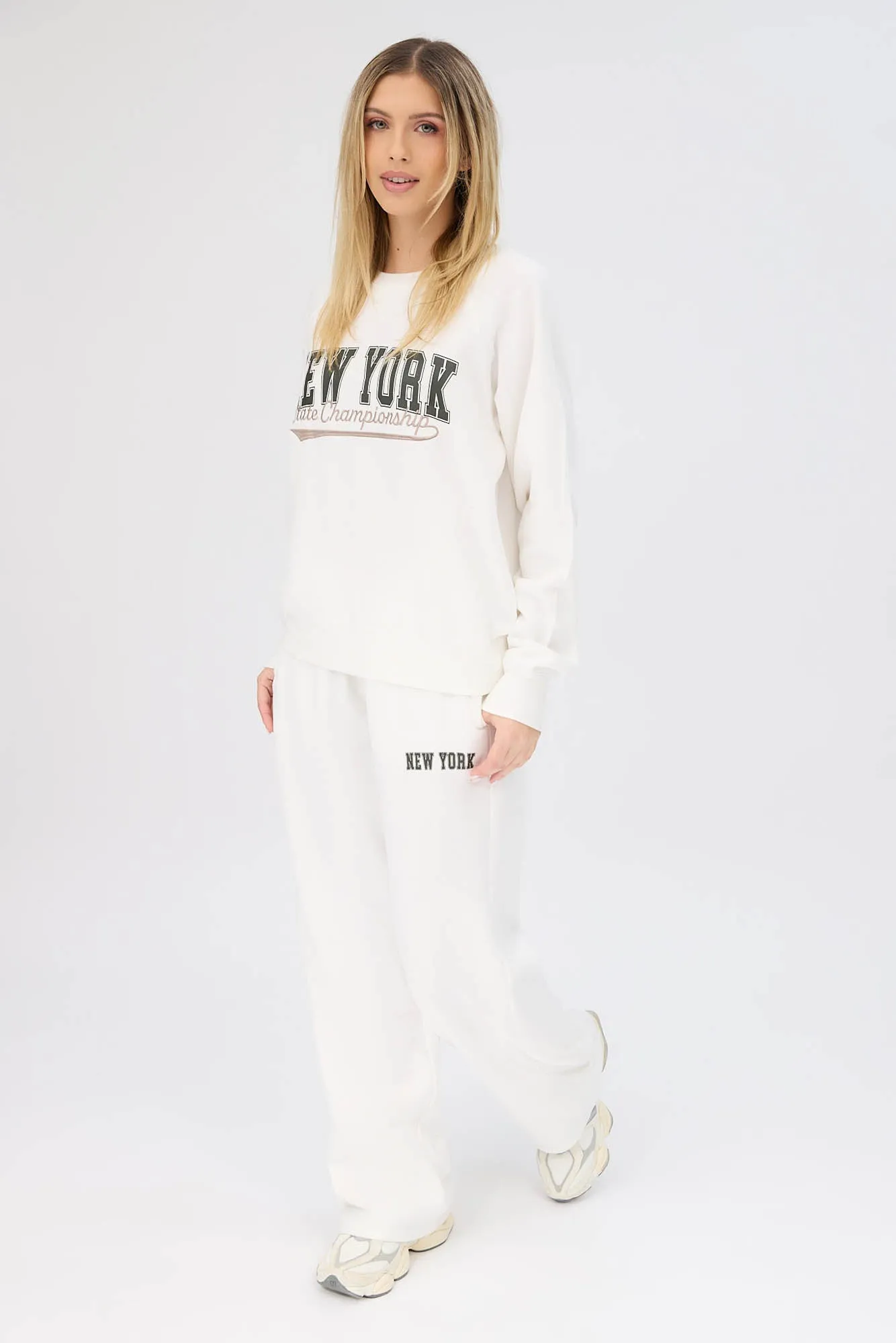 Graphic Raglan Sleeve Crew Neck Sweatshirt