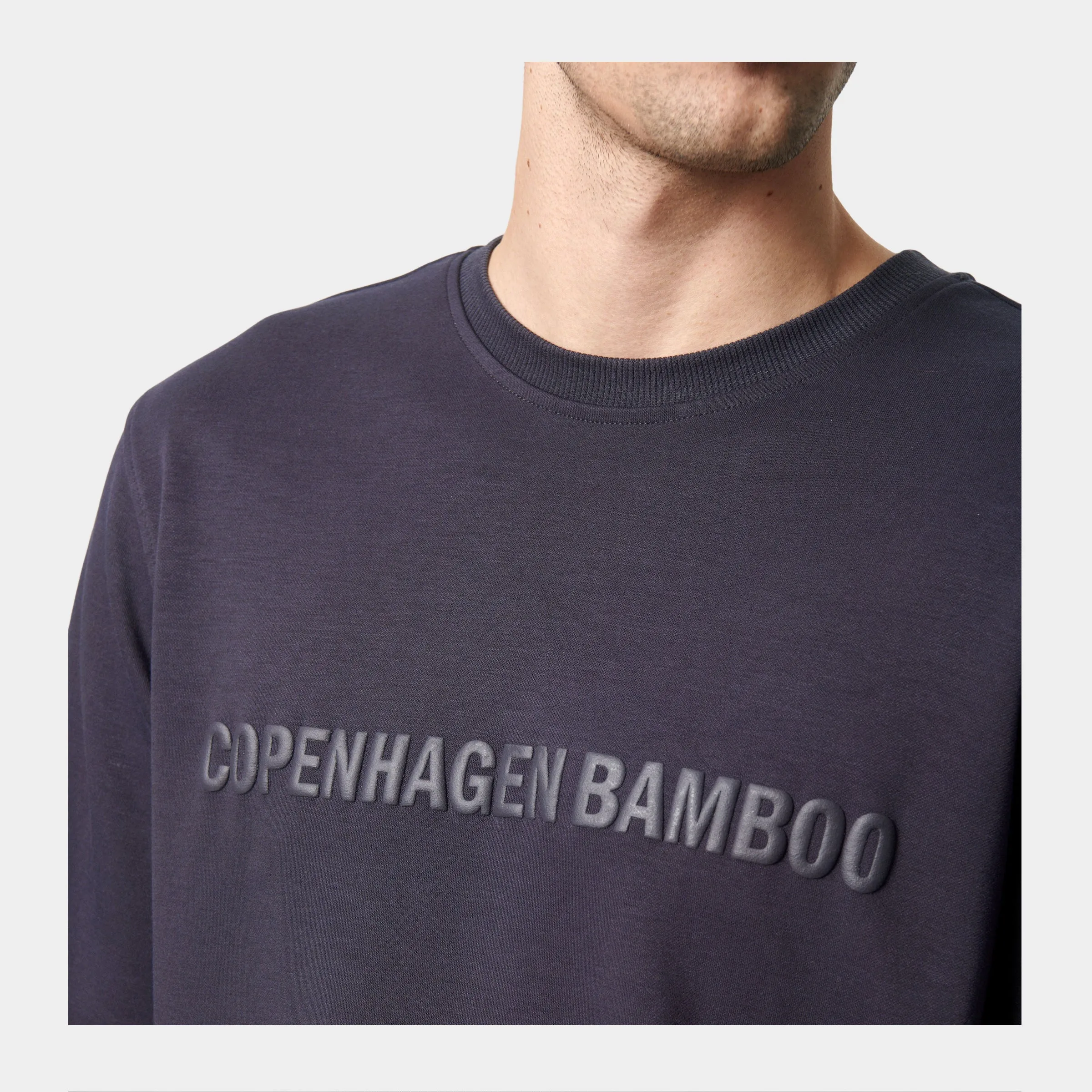 Mørkegrå bambus sweatshirt med logo