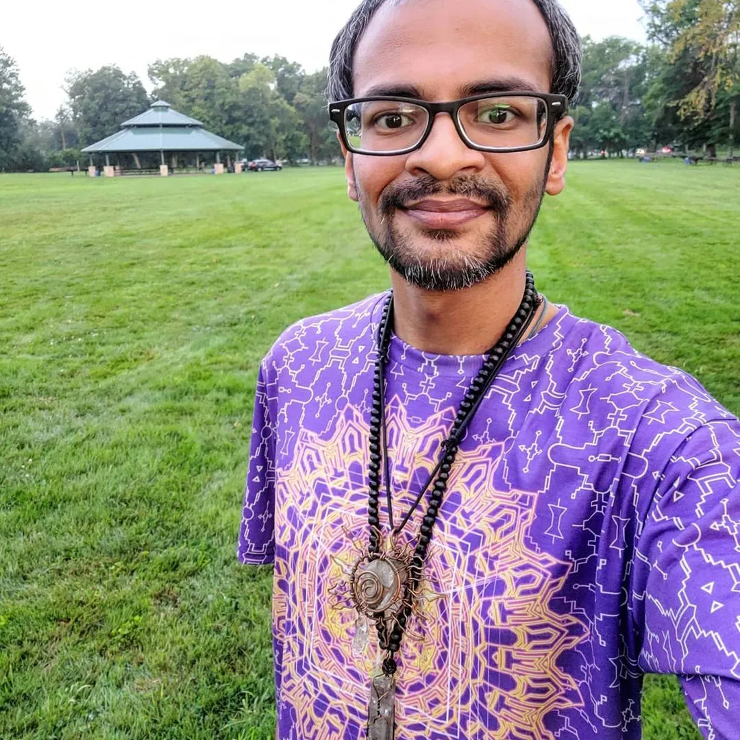 Psychedelic Shirt (UV/RGB, Eco-Friendly, Unisex) | TECHNO YANTRA